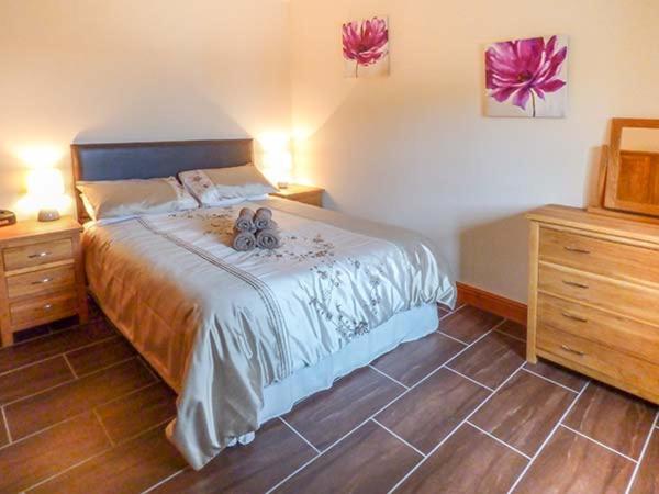 Y Bwthyn Villa Ystrad Meurig Kültér fotó